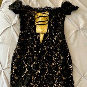 Tobi off the shoulder lace dress